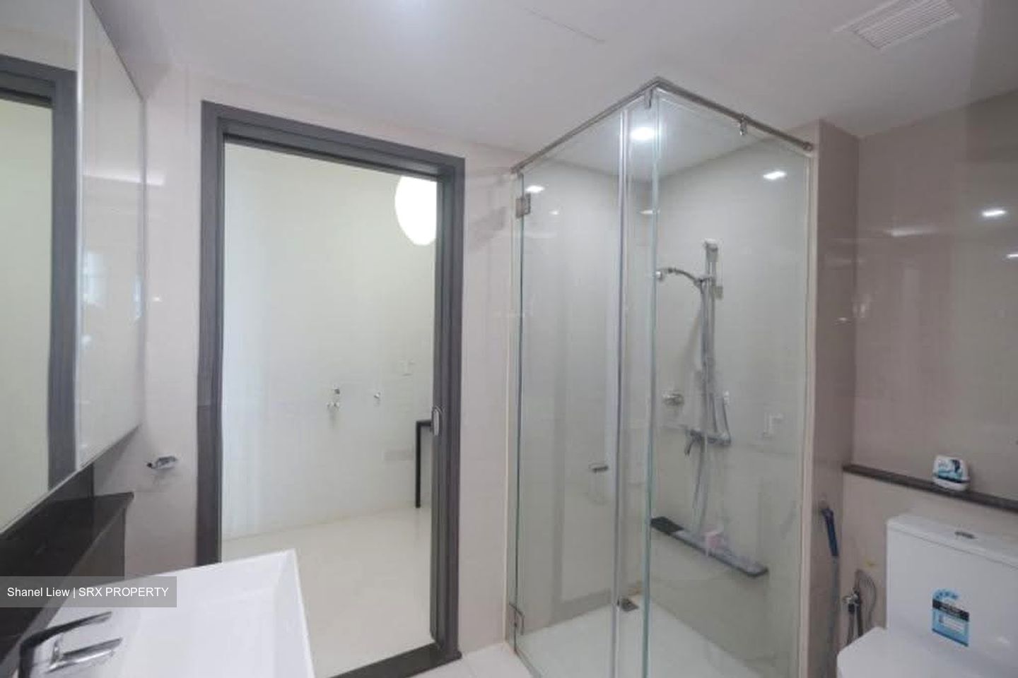 Q Bay Residences (D18), Condominium #618257421